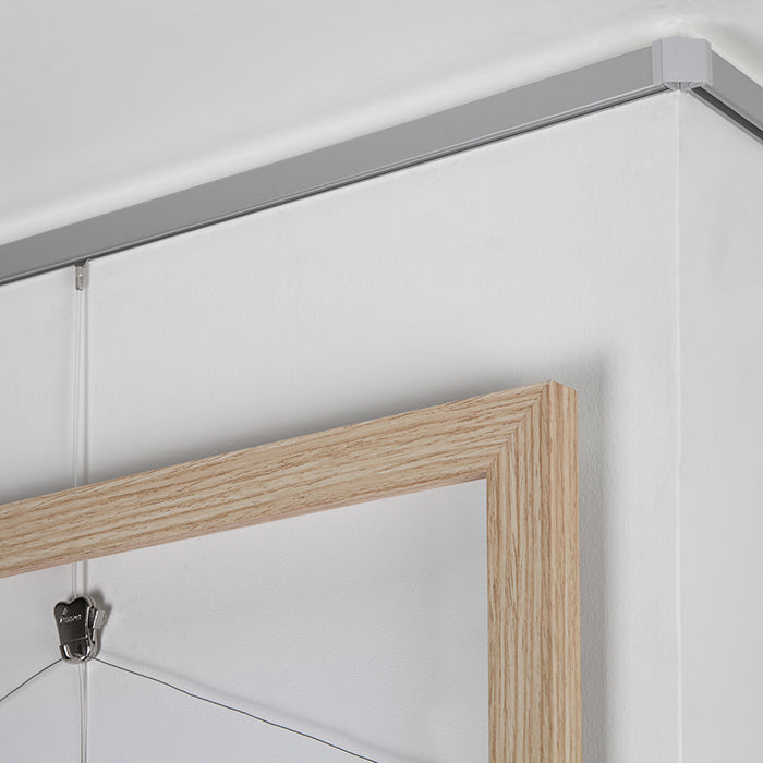 STAS minirail: installation simple avec clipscrews Torx T20.