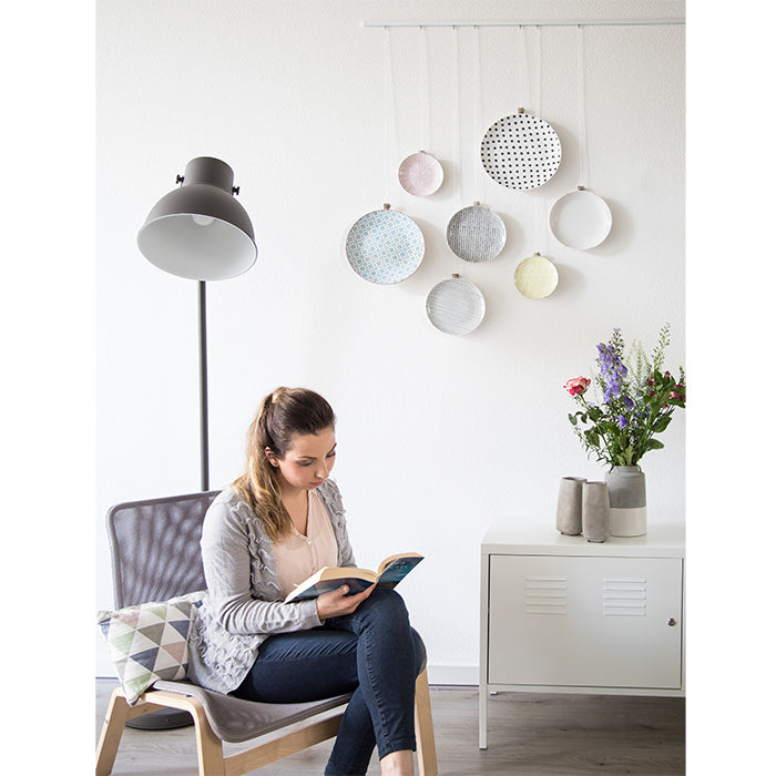 STAS minirail: idéal pour cuisine, salon ou bureau.