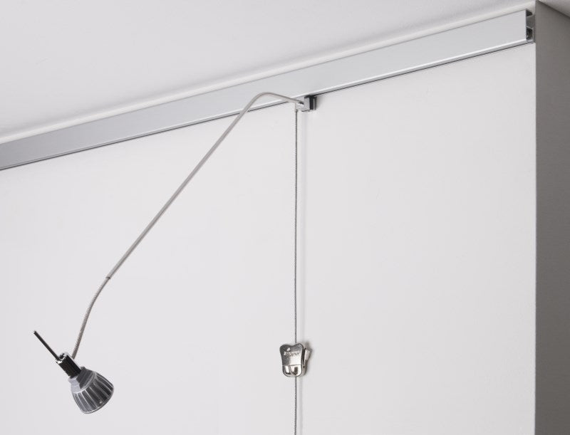 STAS multirail luminaire sirius, offre en chrome, ajustement flexible pour éclairage optimal.
